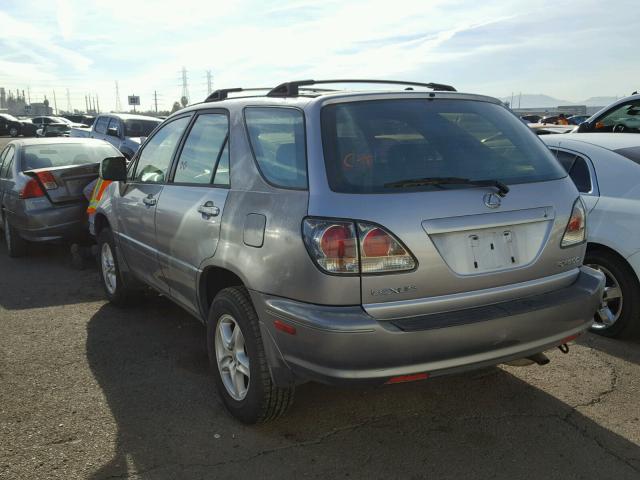 JTJHF10U810196777 - 2001 LEXUS RX 300 GRAY photo 3