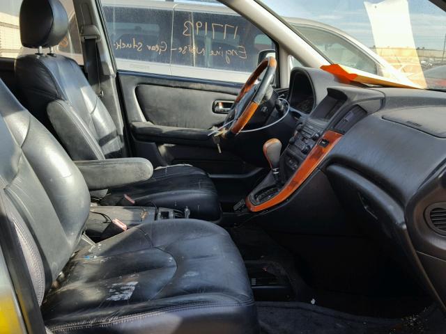 JTJHF10U810196777 - 2001 LEXUS RX 300 GRAY photo 5