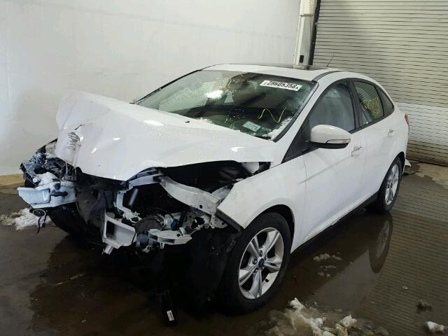 1FADP3F28EL329628 - 2014 FORD FOCUS SE WHITE photo 2