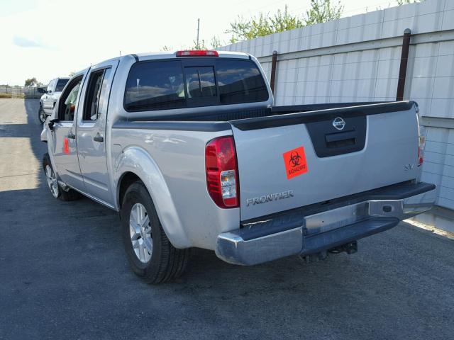 1N6AD0ER4HN747984 - 2017 NISSAN FRONTIER S SILVER photo 3