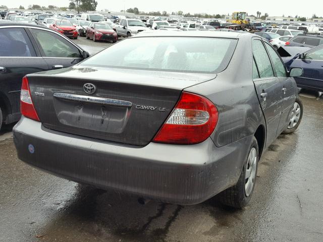 4T1BE32K93U697543 - 2003 TOYOTA CAMRY LE GRAY photo 4