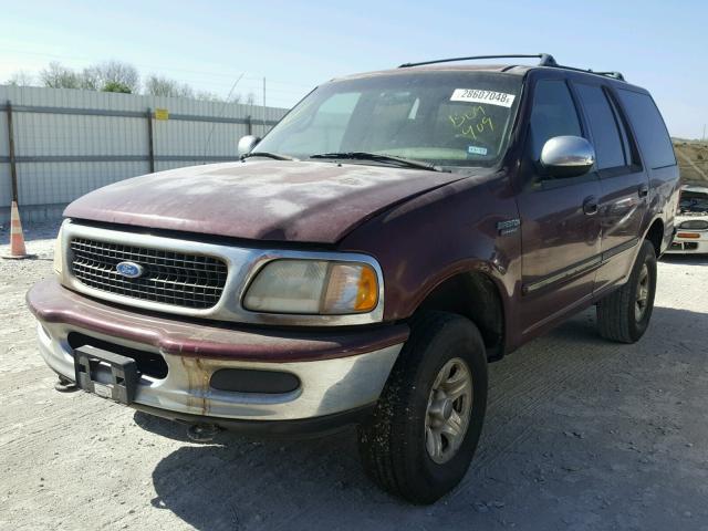 1FMFU18LXVLB09909 - 1997 FORD EXPEDITION RED photo 2
