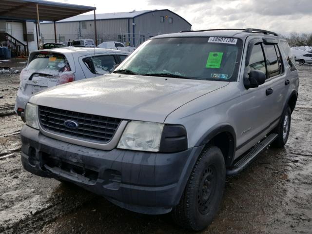 1FMZU72E34UB95356 - 2004 FORD EXPLORER X SILVER photo 2