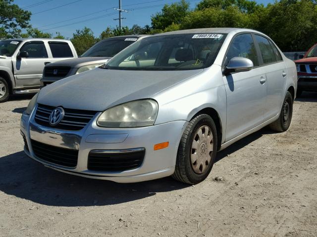 3VWPF71KX6M800751 - 2006 VOLKSWAGEN JETTA VALU SILVER photo 2