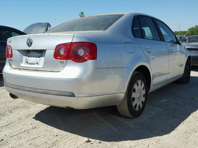 3VWPF71KX6M800751 - 2006 VOLKSWAGEN JETTA VALU SILVER photo 4