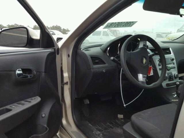 1G1ZC5E06AF200277 - 2010 CHEVROLET MALIBU 1LT GOLD photo 9