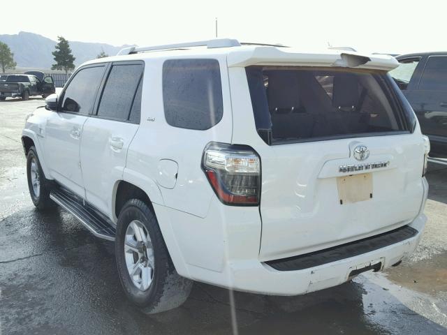 JTEZU5JR9F5088480 - 2015 TOYOTA 4RUNNER SR WHITE photo 3