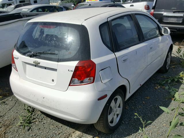 KL1TD66698B263997 - 2008 CHEVROLET AVEO/LS WHITE photo 4