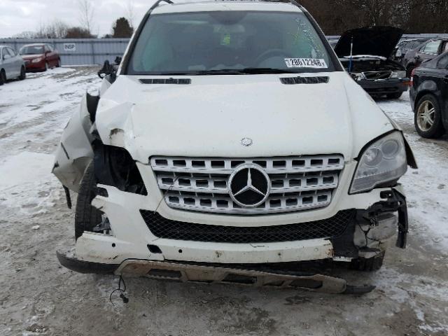 4JGBB25E59A530440 - 2009 MERCEDES-BENZ ML WHITE photo 9