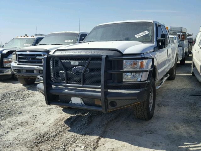 1FT7W2BT0GEA90327 - 2016 FORD F250 SUPER WHITE photo 2