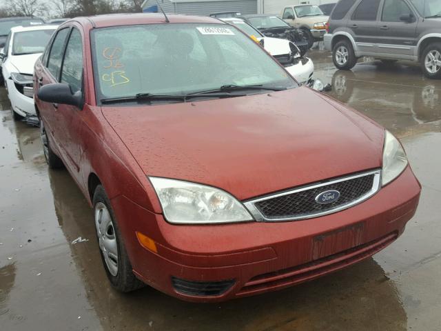 1FAFP34N75W245305 - 2005 FORD FOCUS ZX4 RED photo 1