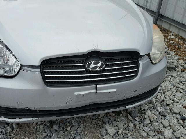 KMHCN46C89U296877 - 2009 HYUNDAI ACCENT GLS SILVER photo 9