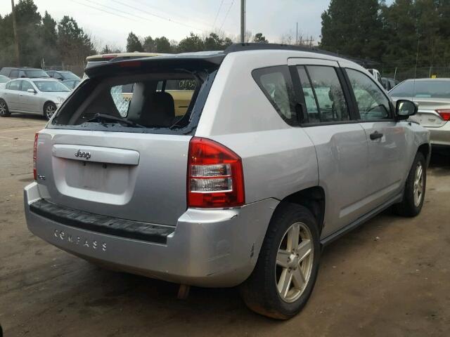 1J8FF47W77D142478 - 2007 JEEP COMPASS SILVER photo 4