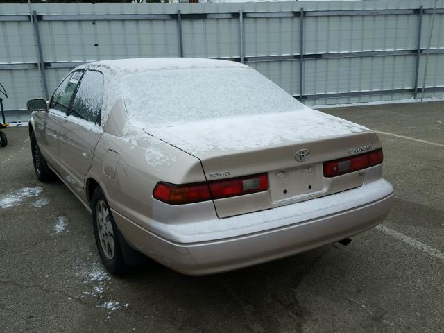 4T1BF22K7XU929909 - 1999 TOYOTA CAMRY LE TAN photo 3