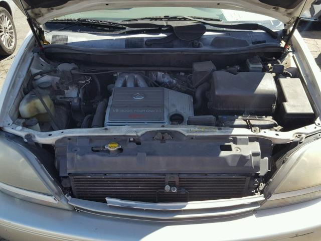 JT6HF10U8Y0148913 - 2000 LEXUS RX 300 CREAM photo 7