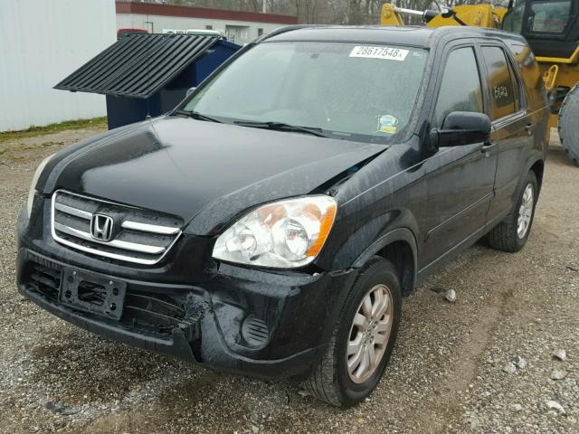 JHLRD78975C008211 - 2005 HONDA CR-V SE BLACK photo 2