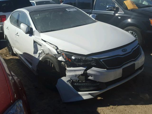 5XXGR4A66DG206765 - 2013 KIA OPTIMA SX WHITE photo 1