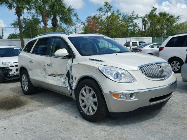 5GAKRBED5BJ377945 - 2011 BUICK ENCLAVE CX CREAM photo 1
