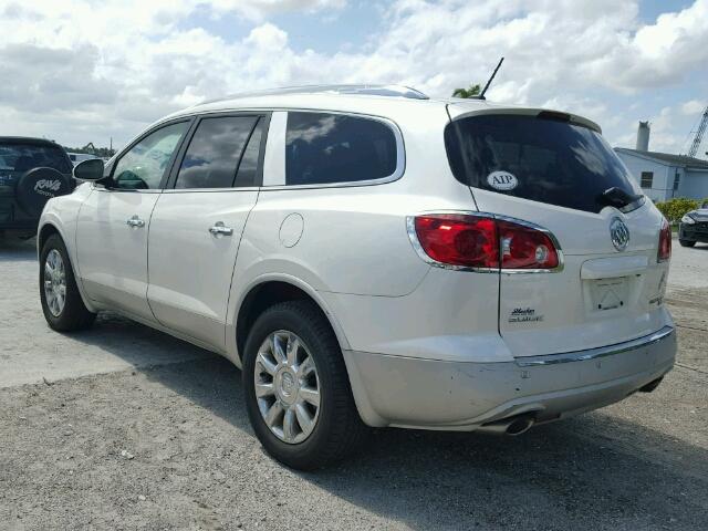 5GAKRBED5BJ377945 - 2011 BUICK ENCLAVE CX CREAM photo 3