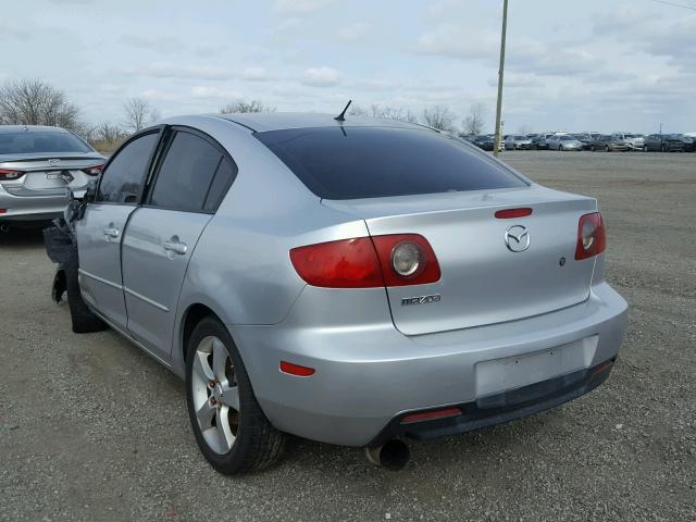 JM1BK12F441136495 - 2004 MAZDA 3 I SILVER photo 3