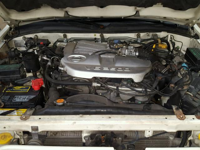 JN8DR09Y52W740325 - 2002 NISSAN PATHFINDER WHITE photo 7