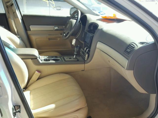 1LNHM87AX6Y614600 - 2006 LINCOLN LS WHITE photo 5