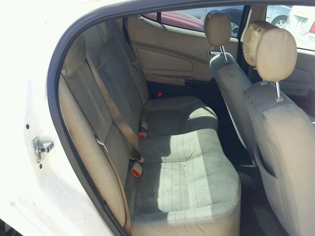 2G2WP552X71220360 - 2007 PONTIAC GRAND PRIX WHITE photo 6