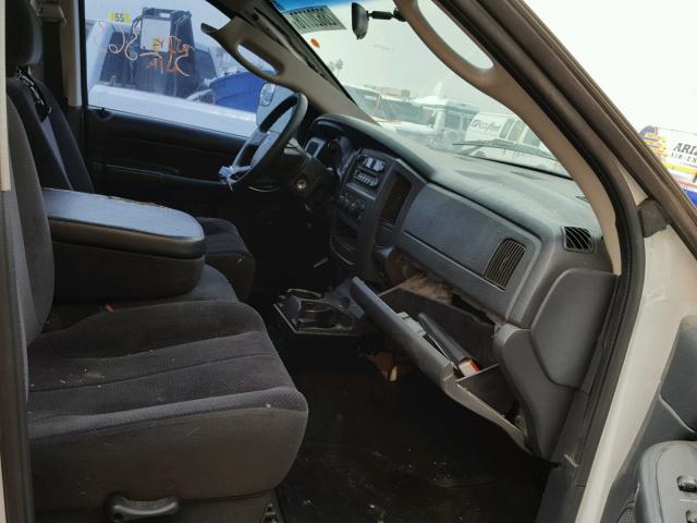 3D7KA28D74G244938 - 2004 DODGE RAM 2500 S WHITE photo 5
