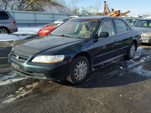 JHMCG66581C001877 - 2001 HONDA ACCORD LX GREEN photo 2