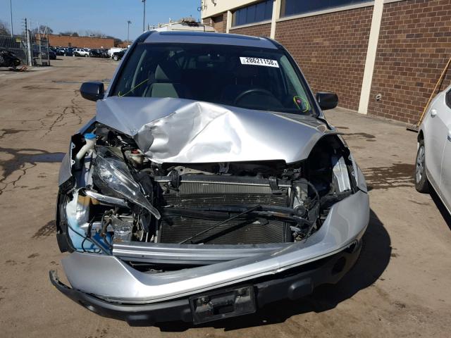 3CZRE48589G702196 - 2009 HONDA CR-V EX SILVER photo 9