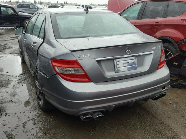 WDDGF7HB4AF385420 - 2010 MERCEDES-BENZ C 63 AMG GRAY photo 3