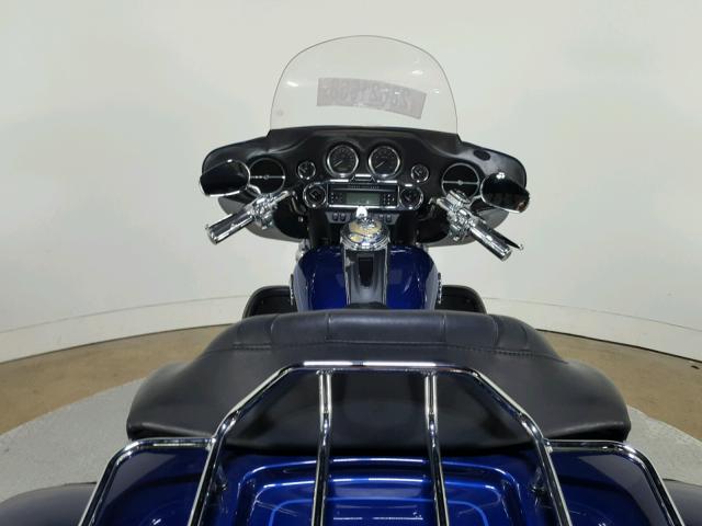 1HD1FCW136Y621942 - 2006 HARLEY-DAVIDSON FLHTCUI BLUE photo 14