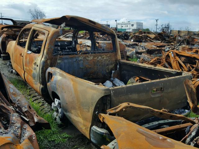 3TMLU4EN1FM172217 - 2015 TOYOTA TACOMA DOU BURN photo 3