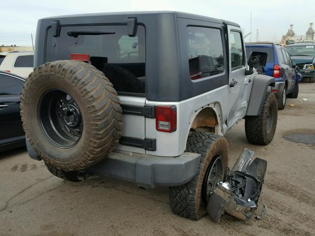 1J4GA64158L614614 - 2008 JEEP WRANGLER R GRAY photo 4