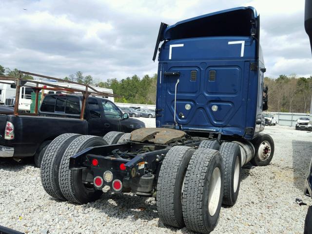 1FUJGLDR6CLAY4852 - 2012 FREIGHTLINER CASCADIA 1 BLUE photo 4