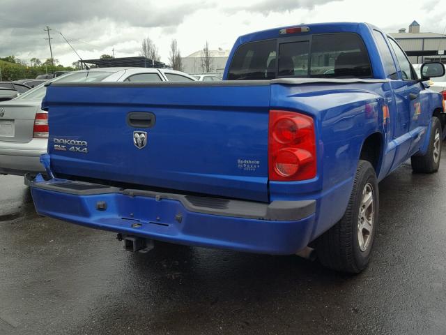 1D7HW42K17S235969 - 2007 DODGE DAKOTA SLT BLUE photo 4