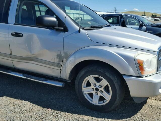 1D4HB48D64F214413 - 2004 DODGE DURANGO SL SILVER photo 9