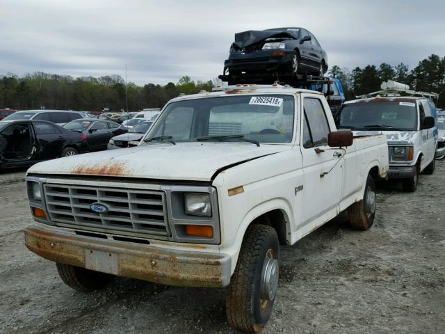 1FTHF2514GNA10574 - 1986 FORD F250 WHITE photo 2