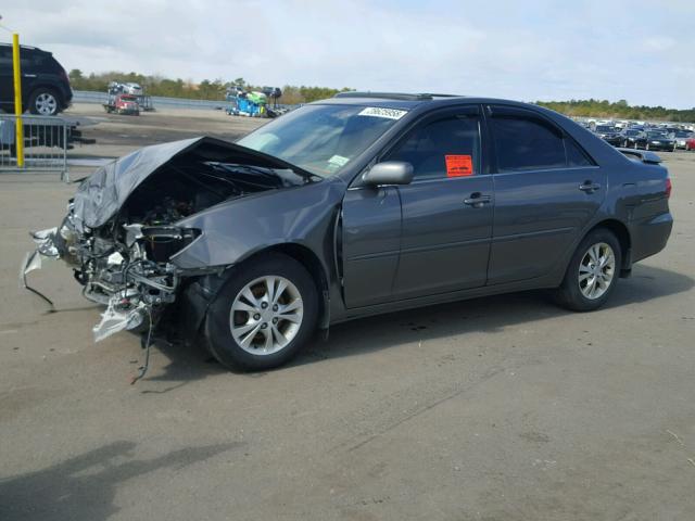 4T1BF30K35U614711 - 2005 TOYOTA CAMRY LE GRAY photo 2