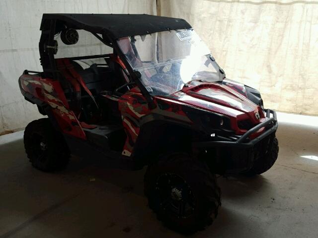 3JBKKHP14BJ000829 - 2011 CAN-AM COMMANDER RED photo 1