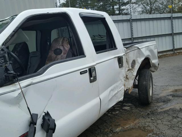 1FTNW21P94EC53273 - 2004 FORD F250 SUPER WHITE photo 9