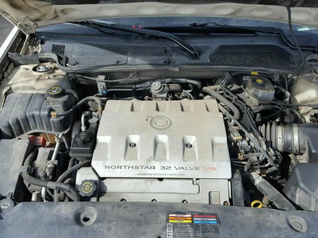 1G6KE57YX2U168570 - 2002 CADILLAC DEVILLE DH WHITE photo 7