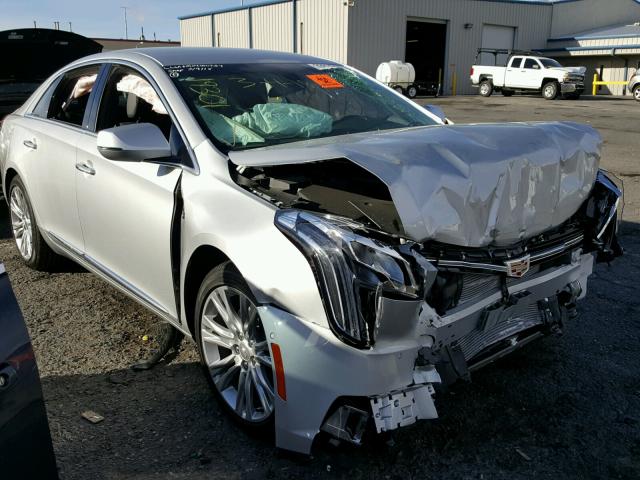 2G61M5S33J9142480 - 2018 CADILLAC XTS LUXURY SILVER photo 1