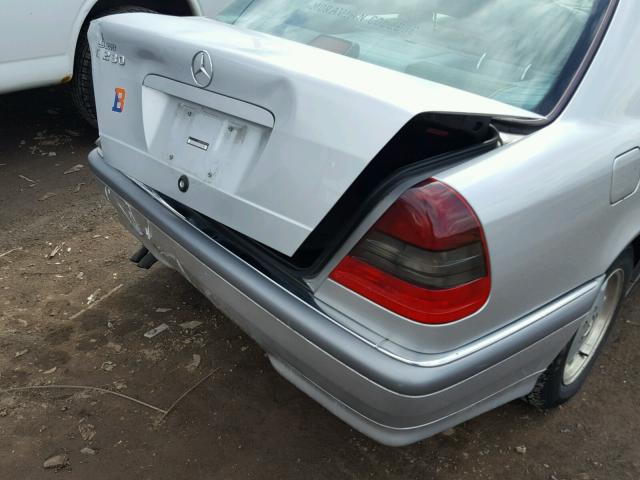 WDBHA23G6WA602374 - 1998 MERCEDES-BENZ C 230 SILVER photo 9