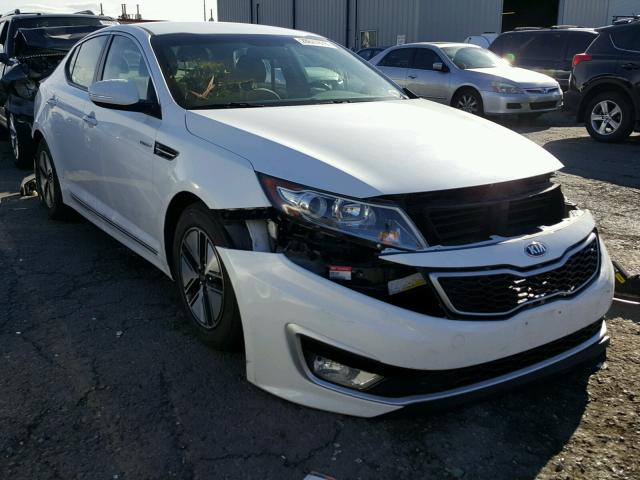 KNAGM4ADXD5044573 - 2013 KIA OPTIMA HYB WHITE photo 1