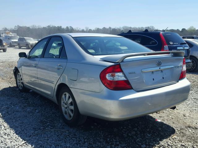 4T1BE30K23U689528 - 2003 TOYOTA CAMRY LE SILVER photo 3