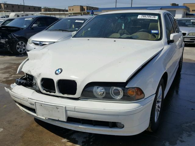 WBADT63432CH97050 - 2002 BMW 530 I AUTO WHITE photo 2