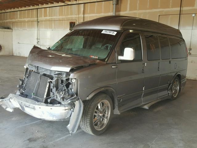 1GDFG15TX71240851 - 2007 GMC SAVANA RV GRAY photo 2