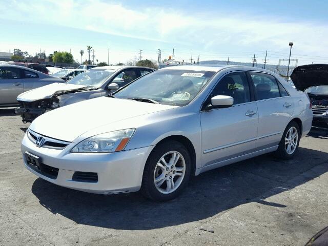 1HGCM56806A170472 - 2006 HONDA ACCORD EX SILVER photo 2