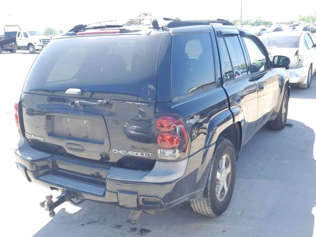 1GNDS13S322163223 - 2002 CHEVROLET TRAILBLAZE BLACK photo 4